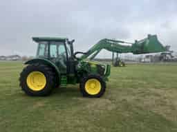2022 John Deere 5125M Image