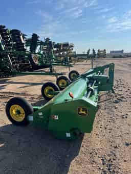 2022 John Deere 520 Image