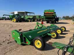 2022 John Deere 520 Image