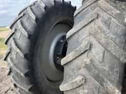 2015 Case IH Magnum 310 Rowtrac Image