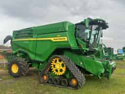 2023 John Deere X9 1100 Image