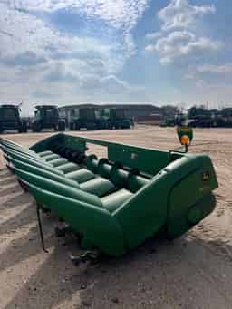 2013 John Deere 608C Image