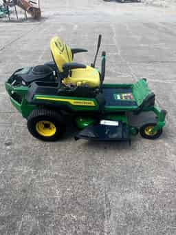 2023 John Deere Z320R Image