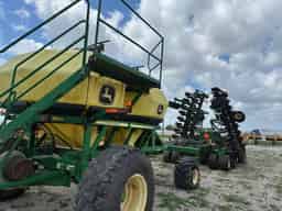 2011 John Deere 1890 Image