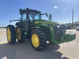 2023 John Deere 8R 340 Image