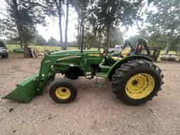 2005 John Deere 5325 Image