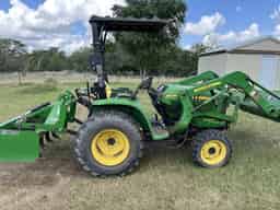 2016 John Deere 3032E Image