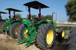 2023 John Deere 5105M Image