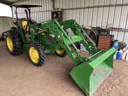 2022 John Deere 5075E Image