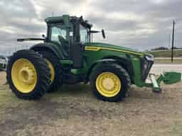 2023 John Deere 8R 340 Image
