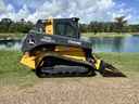 2022 John Deere 333G Image