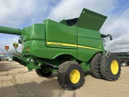 2024 John Deere S780 Image