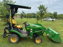 2022 John Deere 1025R Image