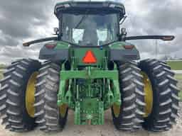 2022 John Deere 7R 210 Image