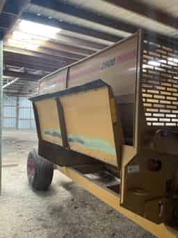 Haybuster 2800 Image