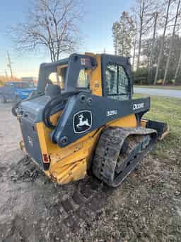 2022 John Deere 325G Image