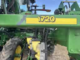 2014 John Deere 1720 CCS Image