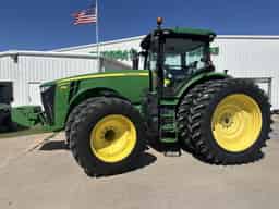 2015 John Deere 8320R Image