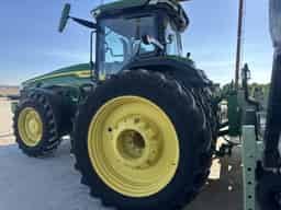 2023 John Deere 8R 340 Image