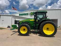 2022 John Deere 8R 340 Image