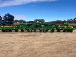 2024 John Deere 1725 Image