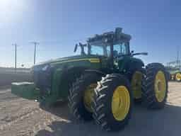 2023 John Deere 8R 370 Image