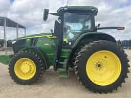2022 John Deere 7R 210 Image