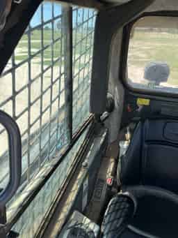 2019 John Deere 325G Image