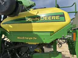 2017 John Deere 1725 CCS Image