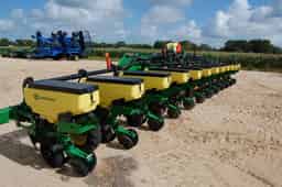 2024 John Deere 1725 Image