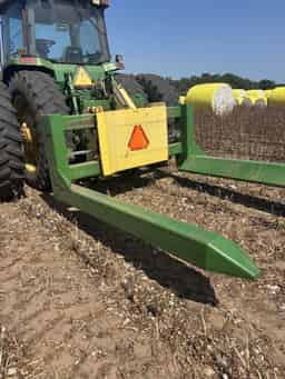 John Deere 2085 Image