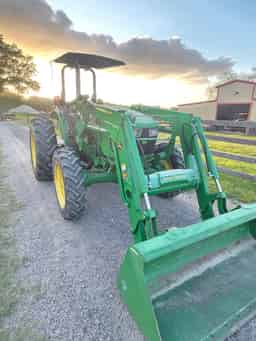 2018 John Deere 5075E Image