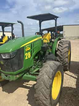 2023 John Deere 5105M Image