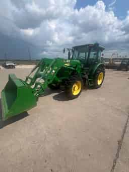 2016 John Deere 5085E Image