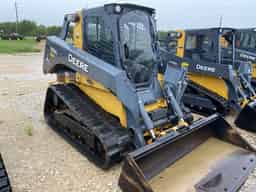 2018 John Deere 333G Image