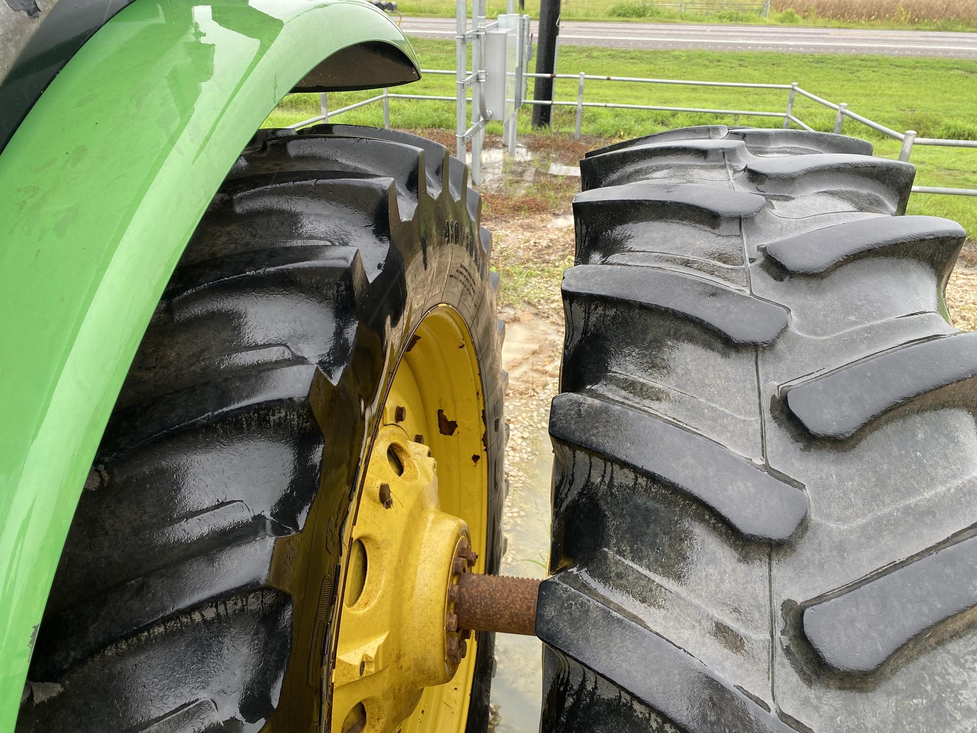 2011 John Deere 8310R Image
