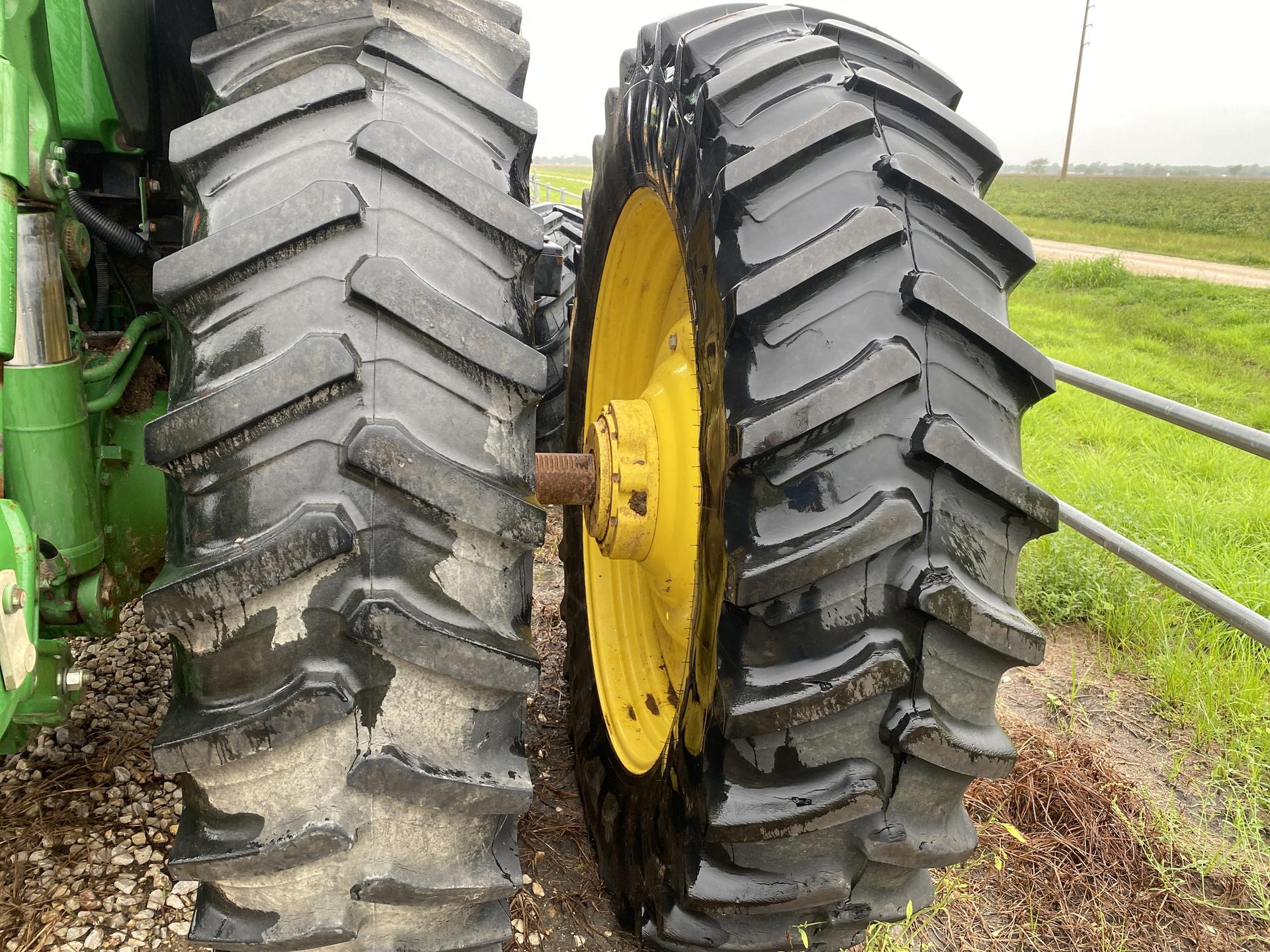 2011 John Deere 8310R Image