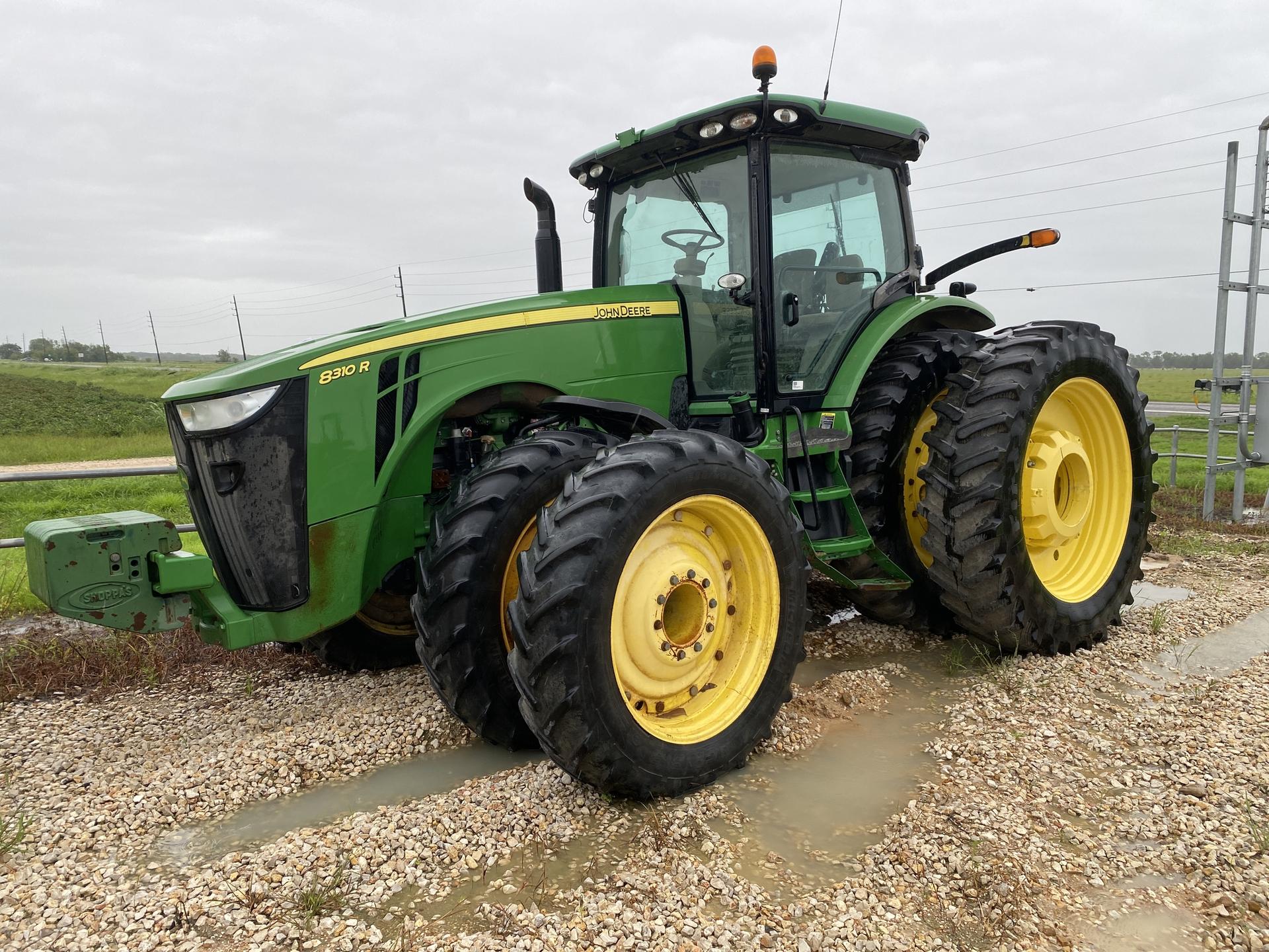 2011 John Deere 8310R Image