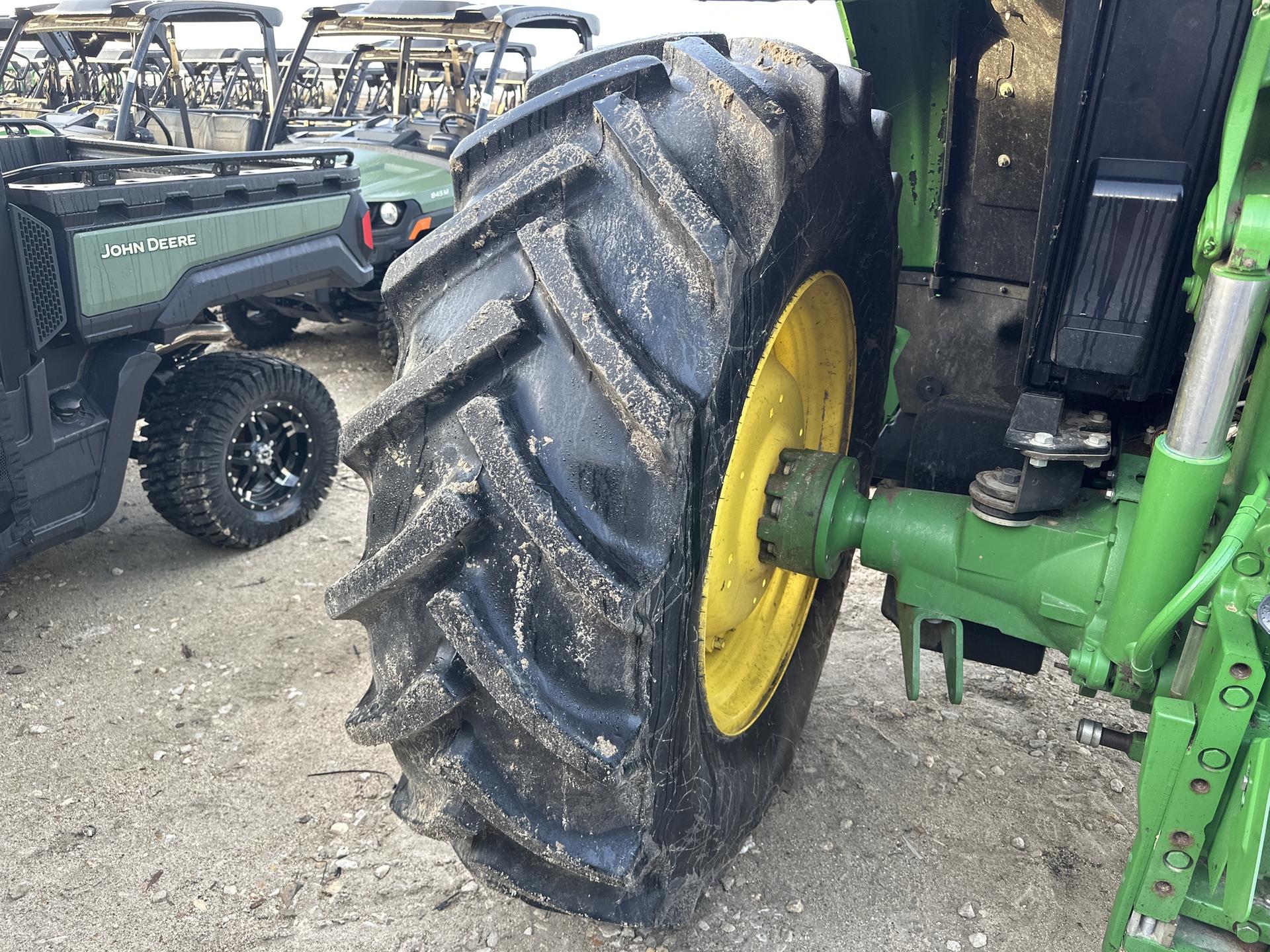 2021 John Deere 6120M Image