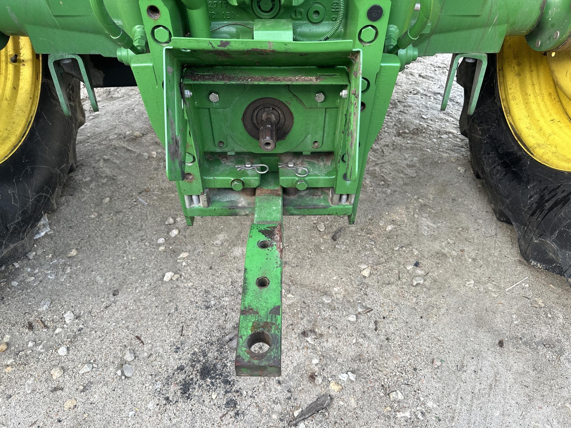 2021 John Deere 6120M Image