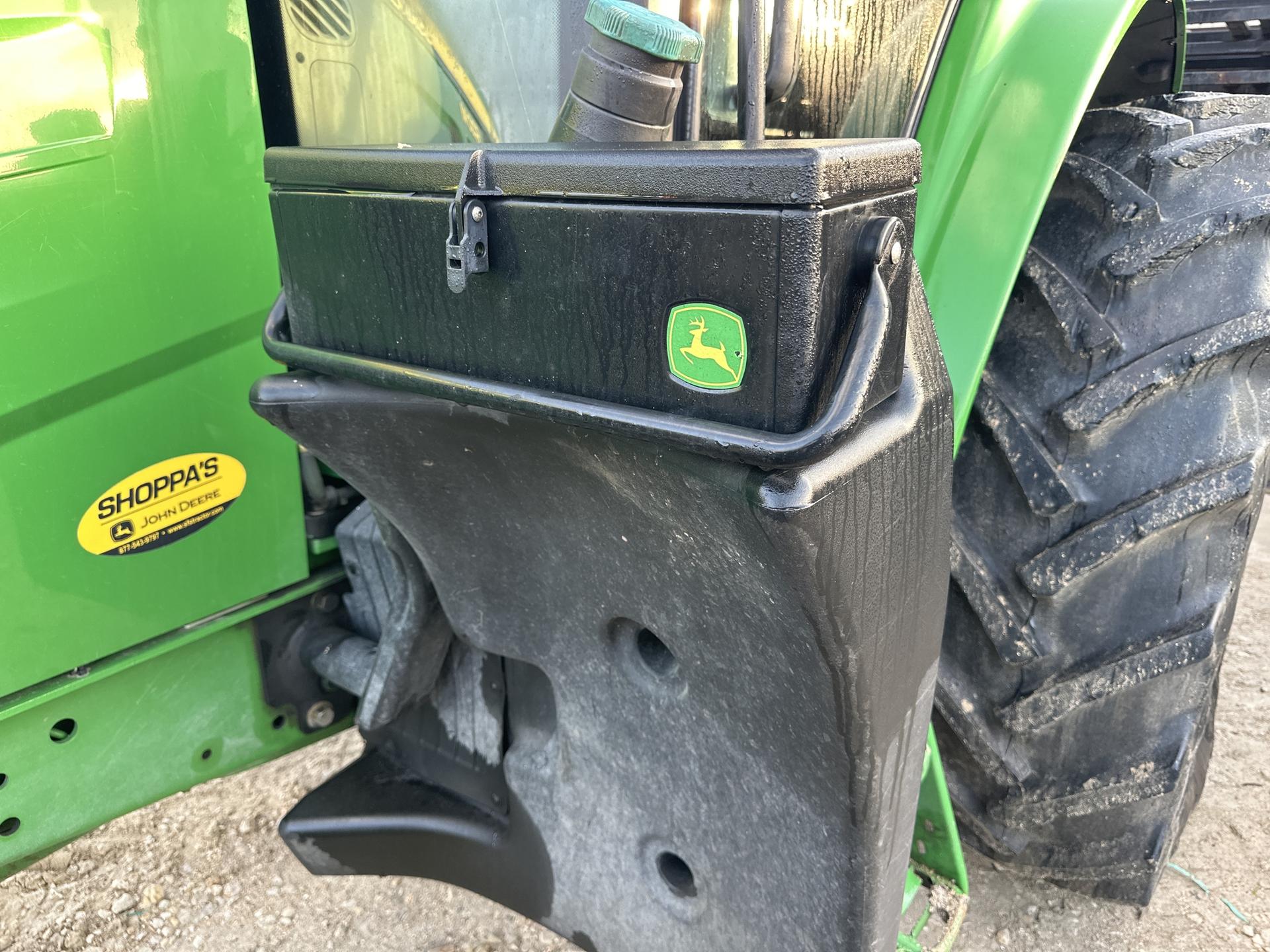 2021 John Deere 6120M Image