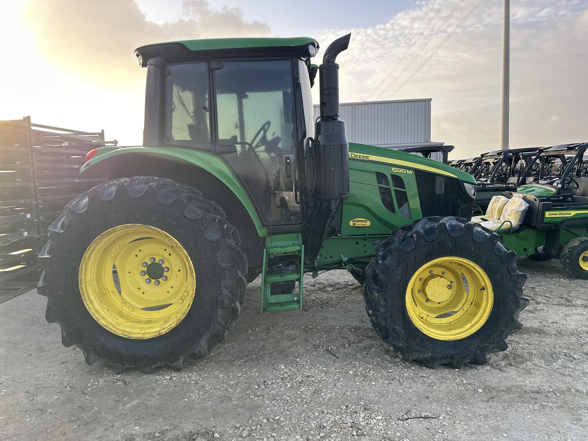 2021 John Deere 6120M Image