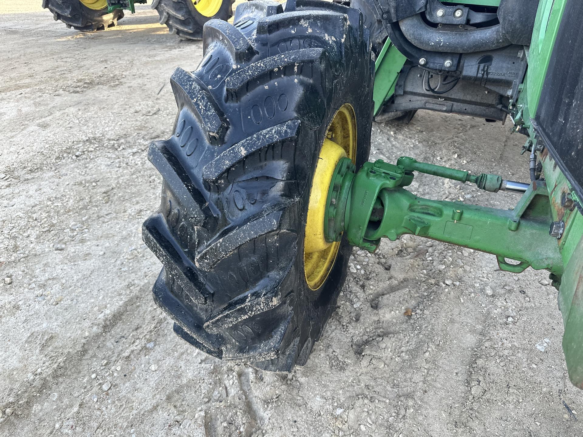 2021 John Deere 6120M Image