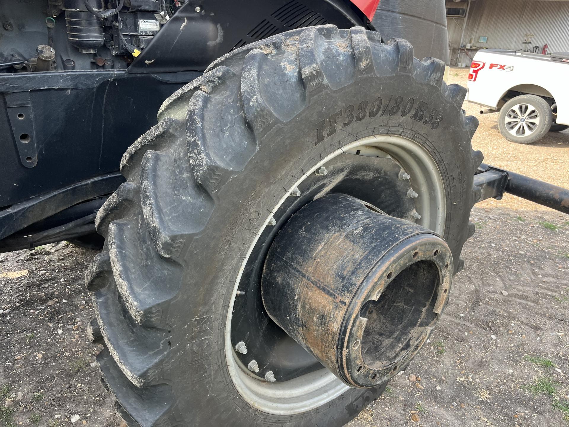 2015 Case IH Magnum 310 Rowtrac Image