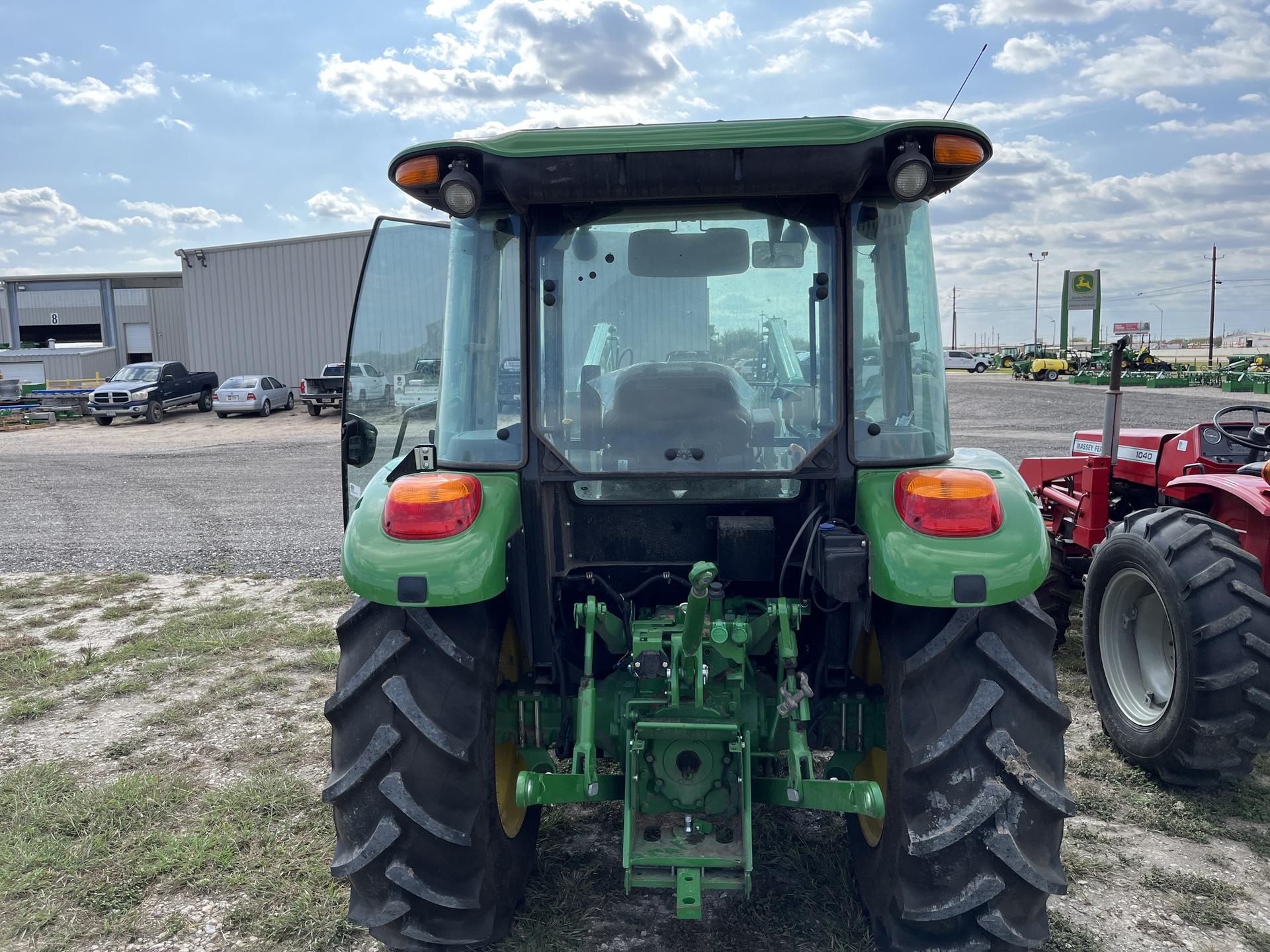 2024 John Deere 5075E Image