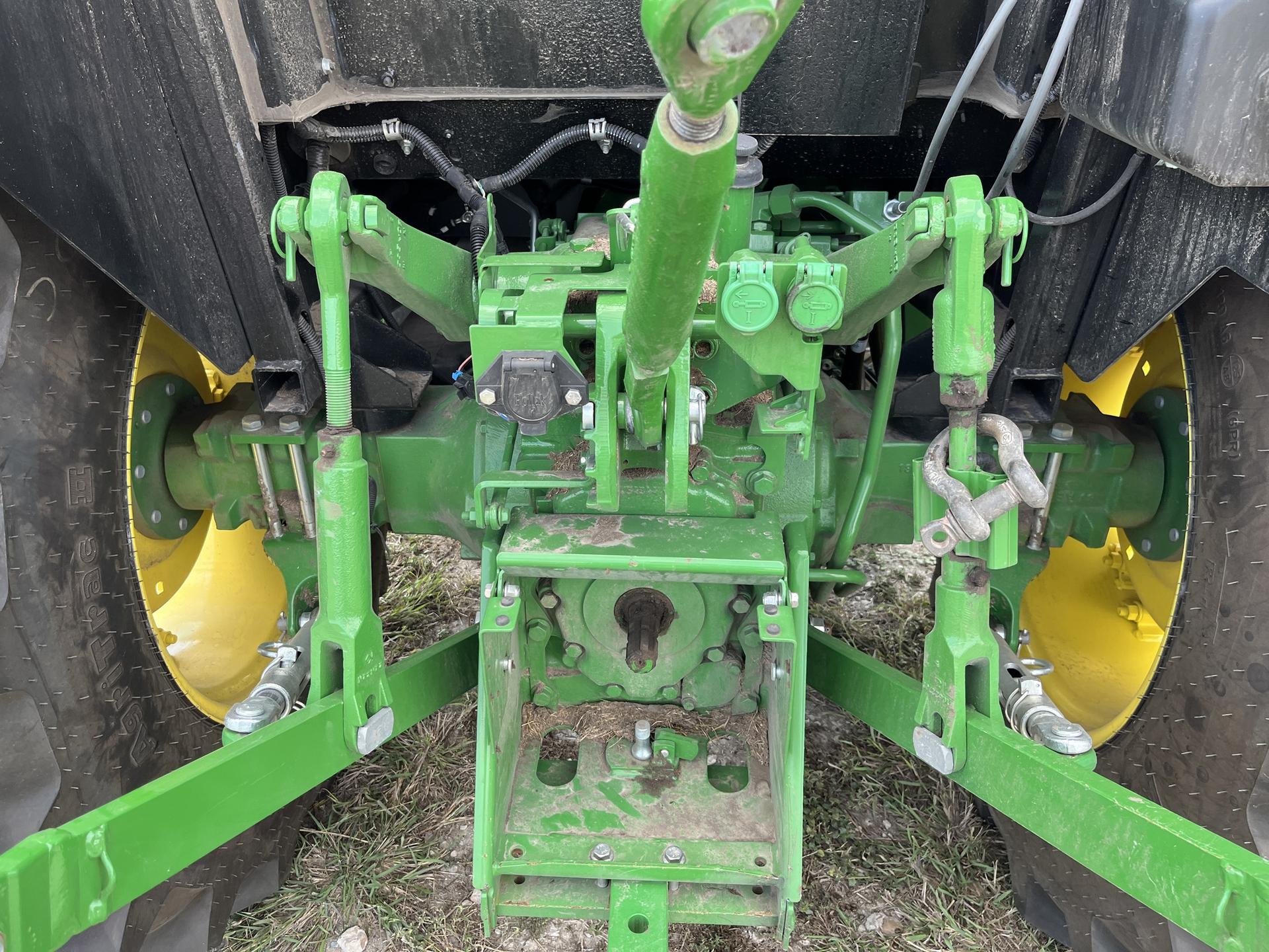 2024 John Deere 5075E Image