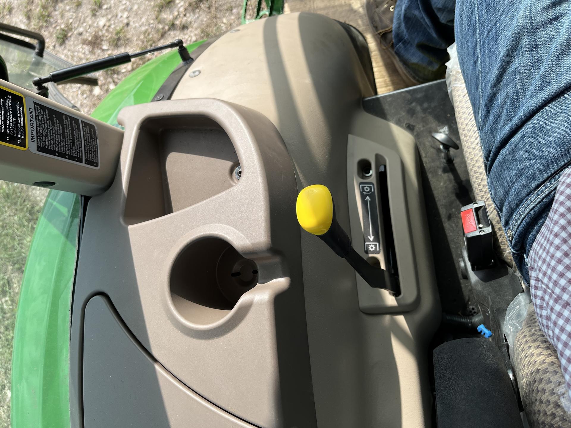 2024 John Deere 5075E Image