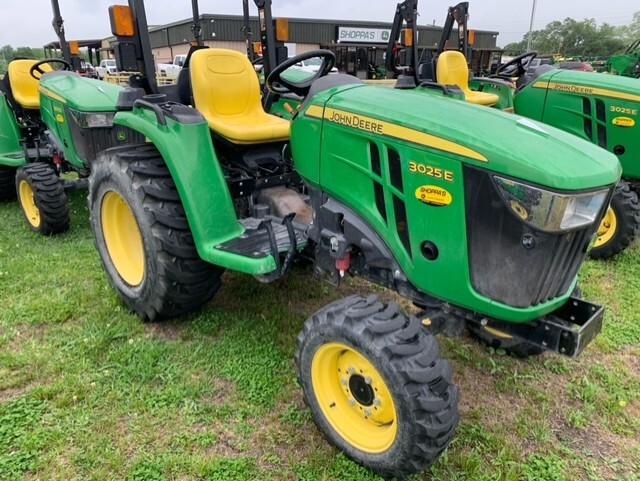 2021 John Deere 3025E Image