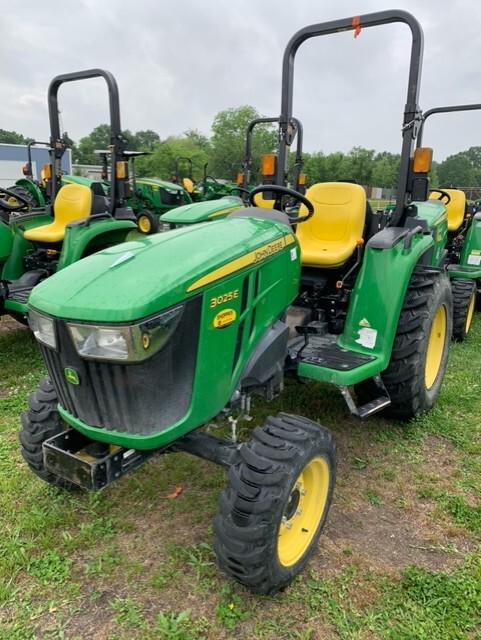 2021 John Deere 3025E Image