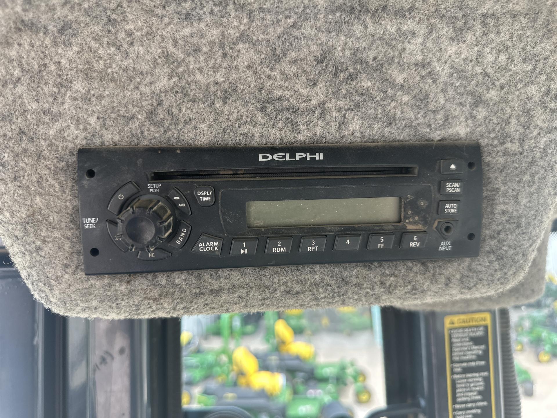2011 John Deere 410J Image
